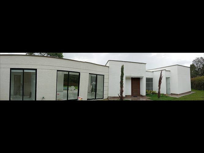 Casa de 4 alcobas en venta en San Antonio, Armenia, 330 m² · foto 2 de 24