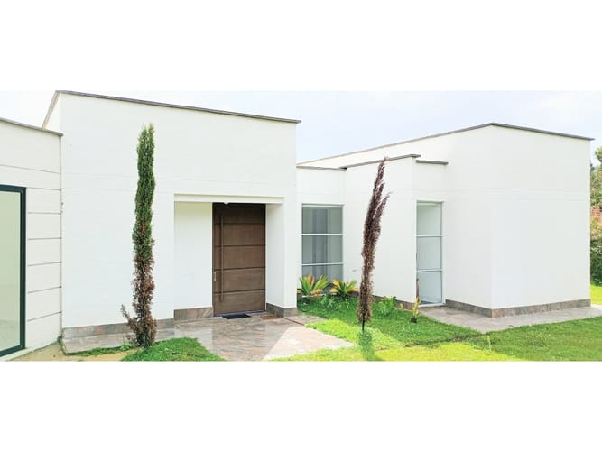 Casa de 4 alcobas en venta en San Antonio, Armenia, 330 m² · foto 3 de 24