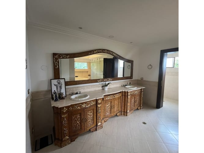 Casa de 4 alcobas en venta en El Tesoro, Medellín, 609 m² · foto 15 de 24