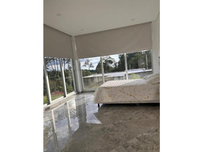 Casa de 4 alcobas en venta en San Antonio, Armenia, 330 m² · foto 16 de 24