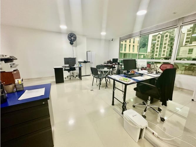 Local en venta en Norte De Armenia, Armenia, 133 m² · foto 3 de 10
