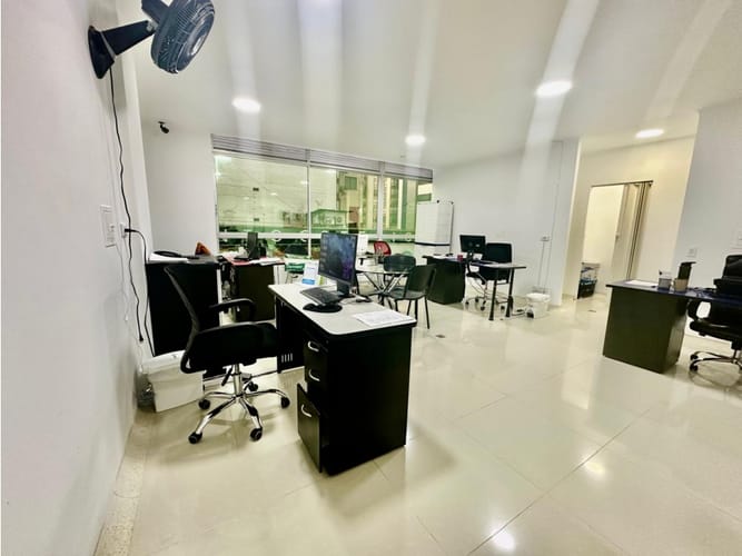 Local en venta en Norte De Armenia, Armenia, 133 m² · foto 4 de 10