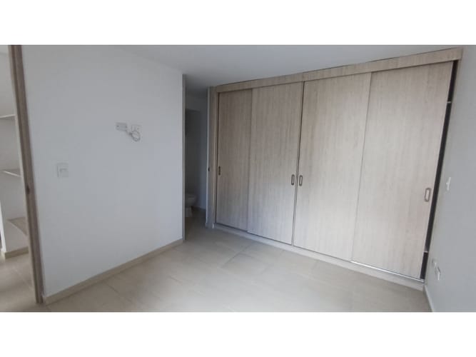 Apartamento de 3 alcobas en venta en Condina, Pereira, 72 m² · foto 3 de 17