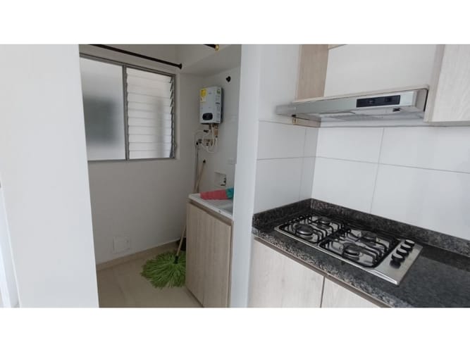 Apartamento de 3 alcobas en venta en Condina, Pereira, 72 m² · foto 15 de 17
