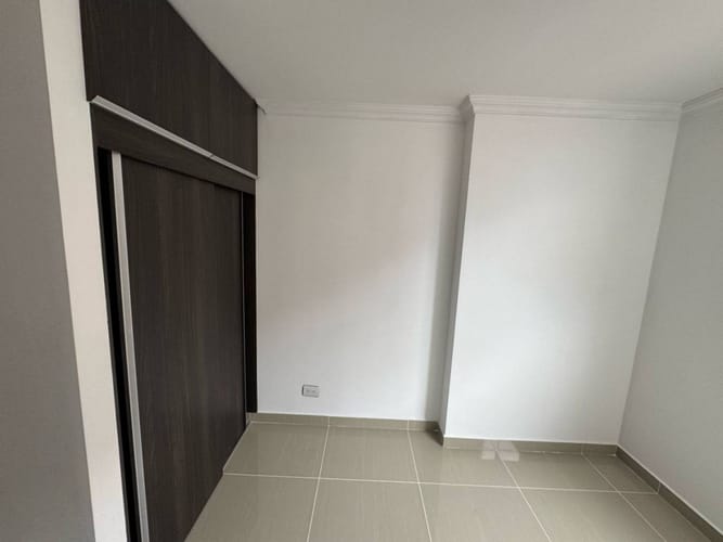 Apartamento de 3 alcobas en venta en Calasanz, Medellín, 70 m² · foto 13 de 24
