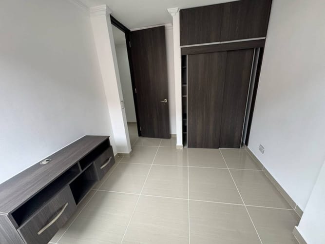 Apartamento de 3 alcobas en venta en Calasanz, Medellín, 70 m² · foto 14 de 24