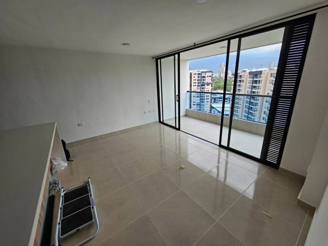 Apartamento de 3 alcobas en arriendo en Cañaveral, Floridablanca, 86 m² · foto 2 de 12