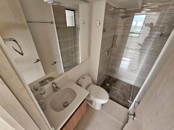 Apartamento de 3 alcobas en arriendo en Cañaveral, Floridablanca, 86 m² · foto 7 de 12