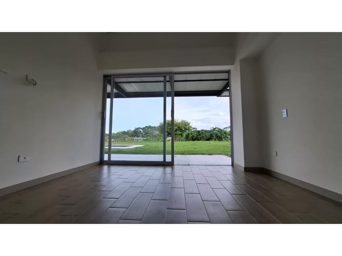 Casa de 3 alcobas en venta en Pueblito Cafetero, Pereira, 350 m² · foto 3 de 18