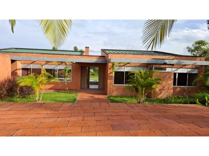 Casa de 3 alcobas en venta en Pueblito Cafetero, Pereira, 350 m² · foto 4 de 18