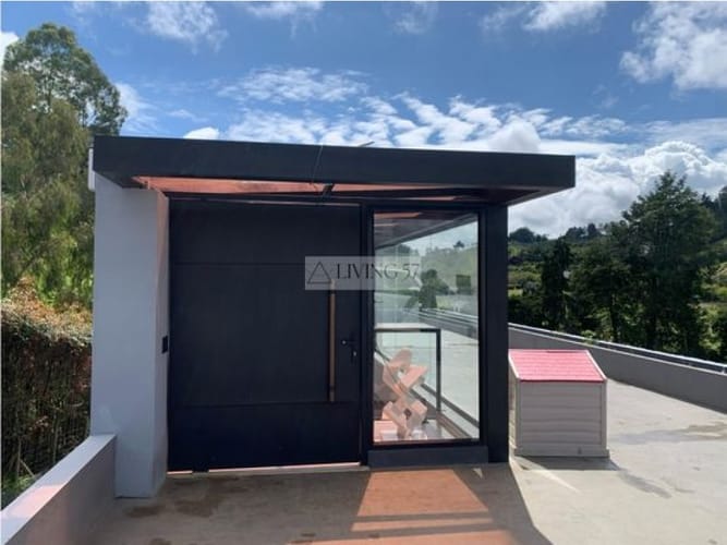 Apartaestudio en venta en La Milagrosa, La Ceja, 511 m² · foto 2 de 24