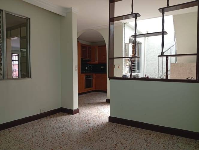 Casa de 6 alcobas en arriendo en Santa Fe, Medellín, 180 m² · foto 4 de 17
