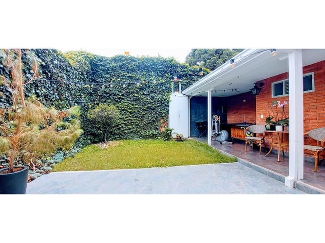 Casa de 3 alcobas en venta en La Calleja, Bogotá, 370 m² · foto 3 de 24