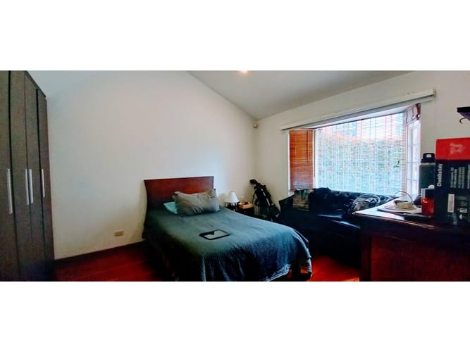 Casa de 3 alcobas en venta en La Calleja, Bogotá, 370 m² · foto 7 de 24