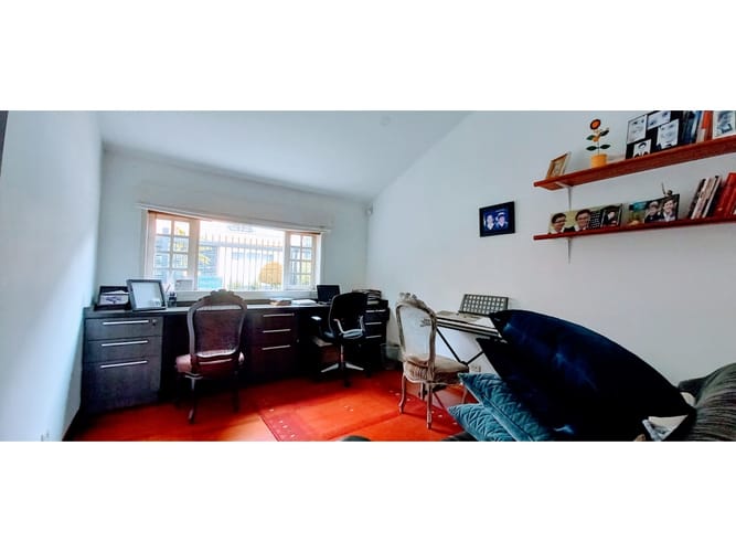 Casa de 3 alcobas en venta en La Calleja, Bogotá, 370 m² · foto 8 de 24