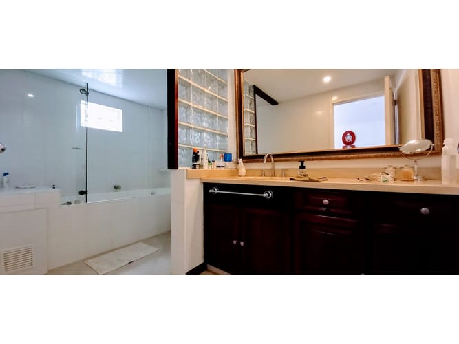 Casa de 3 alcobas en venta en La Calleja, Bogotá, 370 m² · foto 15 de 24