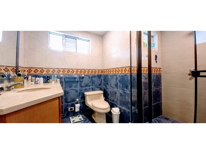 Casa de 3 alcobas en venta en La Calleja, Bogotá, 370 m² · foto 17 de 24