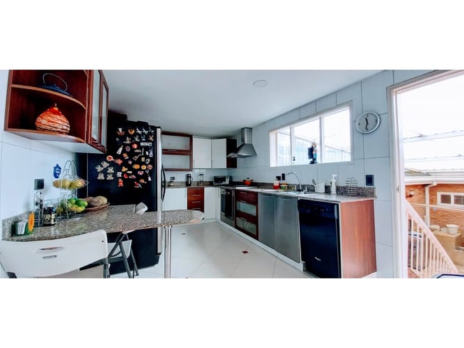 Casa de 3 alcobas en venta en La Calleja, Bogotá, 370 m² · foto 22 de 24