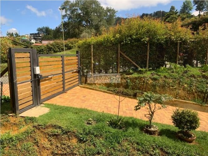 Apartaestudio en venta en La Milagrosa, La Ceja, 435 m² · foto 7 de 24