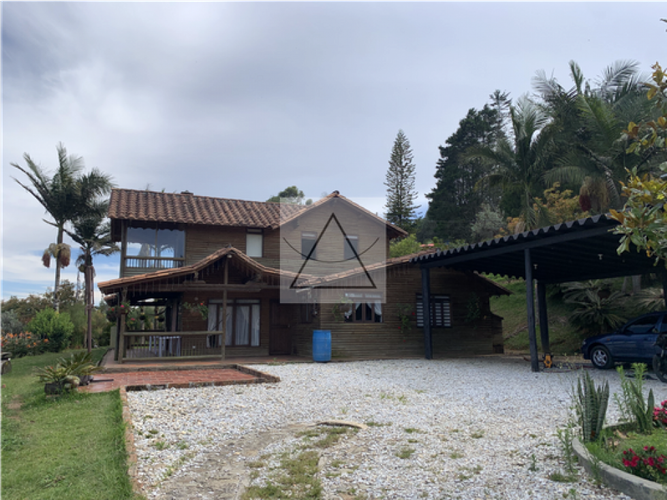 Finca en venta en Guarne, 250 m² · foto 3 de 24