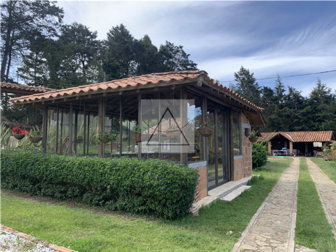 Finca en venta en Guarne, 250 m² · foto 4 de 24