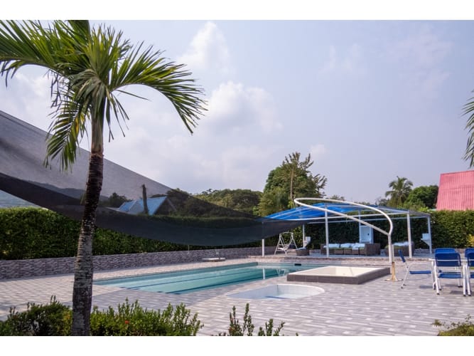 Casa de 6 alcobas en venta en Las Varas, Ricaurte, 600 m² · foto 10 de 20
