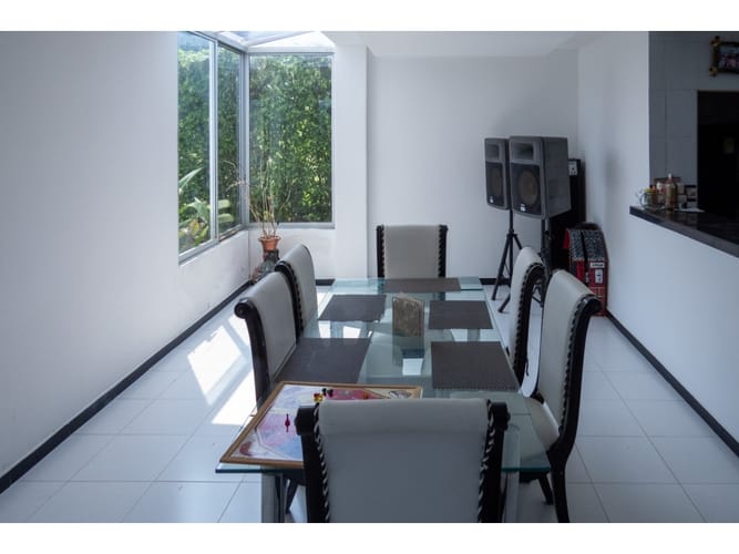 Casa de 6 alcobas en venta en Las Varas, Ricaurte, 600 m² · foto 17 de 20