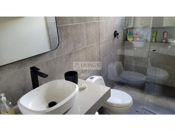 Casa de 4 alcobas en venta en Las Palmas, Envigado, 256 m² · foto 13 de 24