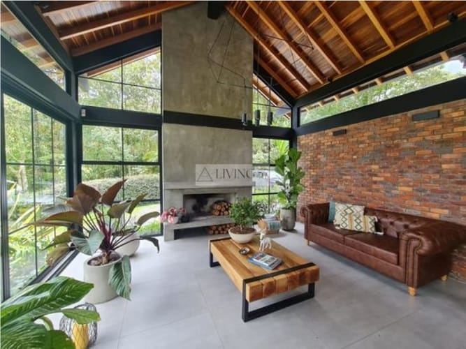 Casa de 4 alcobas en venta en Las Palmas, Envigado, 256 m² · foto 23 de 24