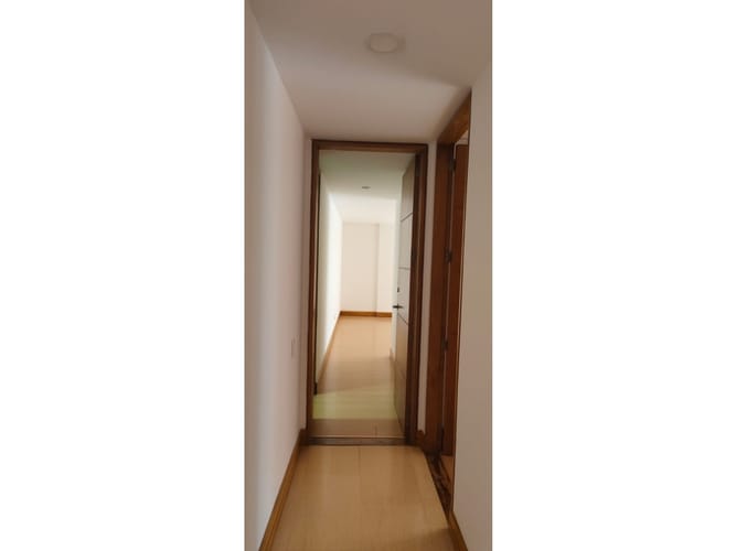 Apartamento de 3 alcobas en venta en La Carolina, Bogotá, 211 m² · foto 23 de 24