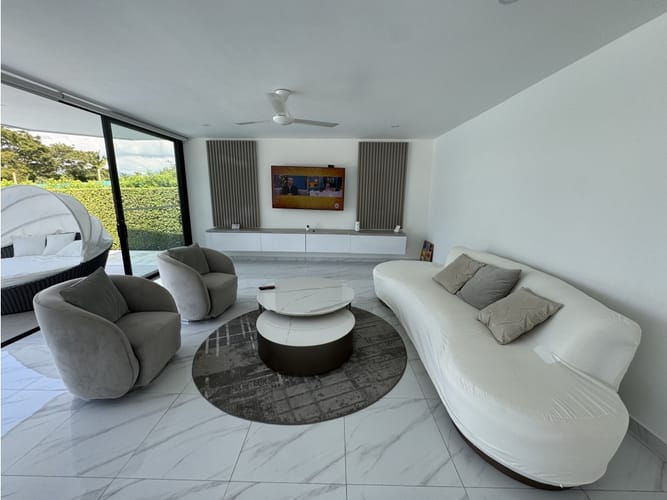 Casa de 6 alcobas en venta en Girardot, Girardot, 796 m² · foto 9 de 24