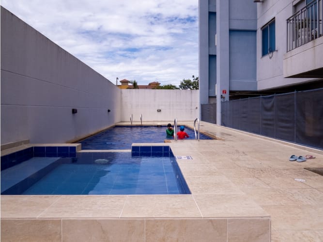 Apartamento de 3 alcobas en venta en Br. La Magdalena, Girardot, 85 m² · foto 12 de 20