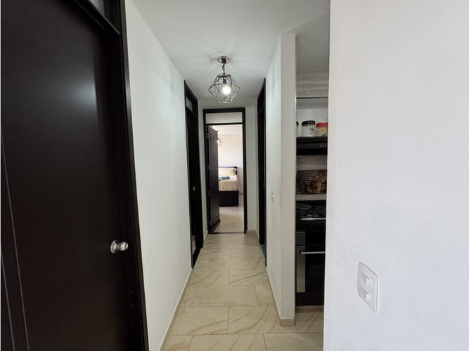 Apartamento de 3 alcobas en venta en Kennedy, Girardot, 67 m² · foto 3 de 15