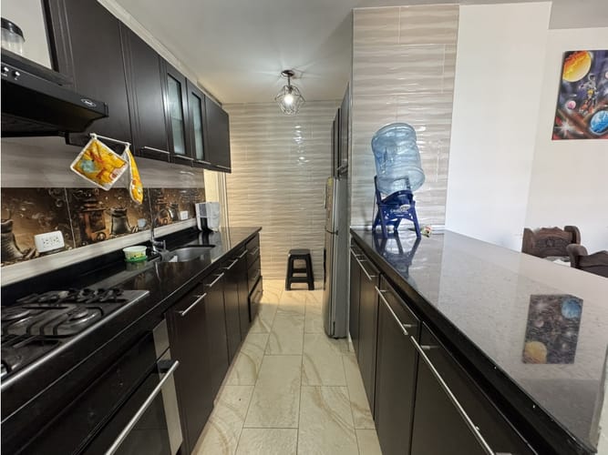 Apartamento de 3 alcobas en venta en Kennedy, Girardot, 67 m² · foto 5 de 15