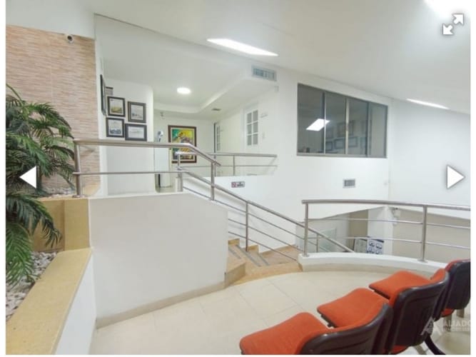 Local en venta en Bavaria, Santa Marta, 154 m² · foto 4 de 17