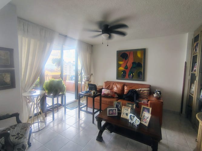 Apartamento de 3 alcobas en venta en Cabecera Del Llano, Bucaramanga, 133 m² · foto 5 de 17
