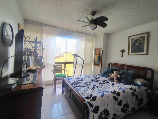 Apartamento de 3 alcobas en venta en Cabecera Del Llano, Bucaramanga, 133 m² · foto 14 de 17