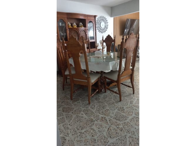 Casa de 6 alcobas en venta en Simon Bolivar, Medellín, 310 m² · foto 7 de 17