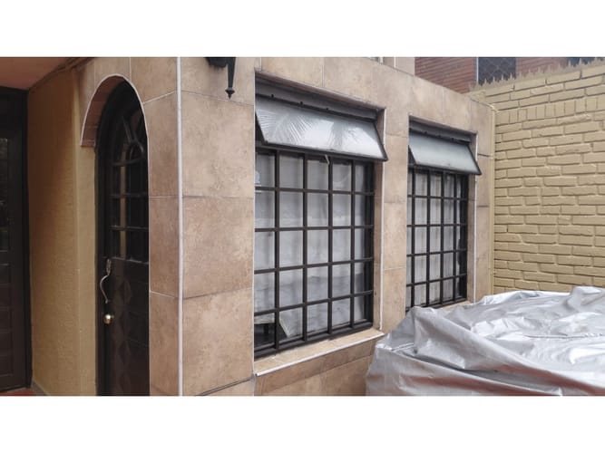 Apartaestudio en venta en Modelia, Bogotá, 28 m² · foto 2 de 13