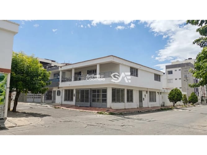 Casa en venta en Sevilla, Cúcuta, 234 m² · foto 2 de 2