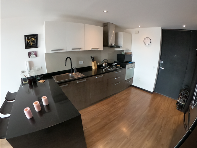 Apartaestudio en venta en El Contador, Bogotá, 63 m² · foto 3 de 20