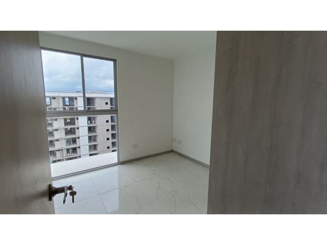 Apartamento de 3 alcobas en venta en Cañaveral I, Pereira, 83 m² · foto 9 de 15
