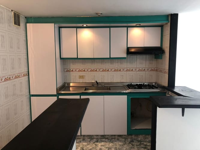 Apartamento de 2 alcobas en arriendo en Engativá, Bogotá, 64 m² · foto 2 de 19