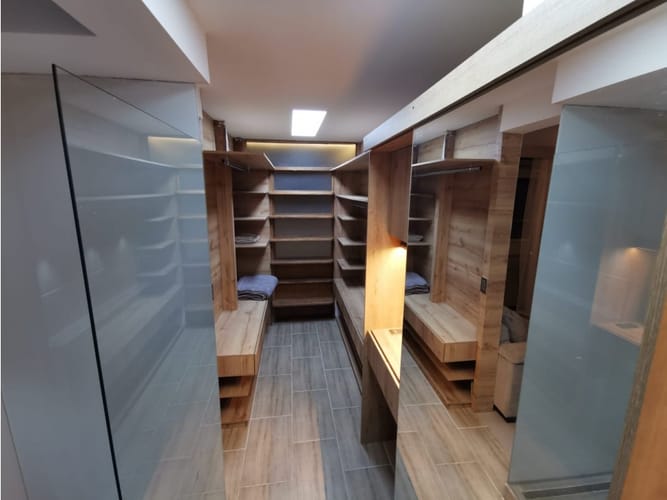 Apartamento de 3 alcobas en venta en Laureles, Medellín, 200 m² · foto 4 de 14