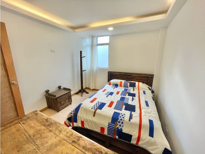 Apartamento de 3 alcobas en venta en Laureles, Medellín, 200 m² · foto 6 de 14