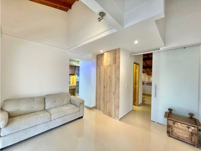 Apartamento de 3 alcobas en venta en Laureles, Medellín, 200 m² · foto 12 de 14