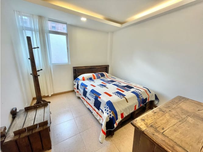 Apartamento de 3 alcobas en venta en Laureles, Medellín, 200 m² · foto 13 de 14