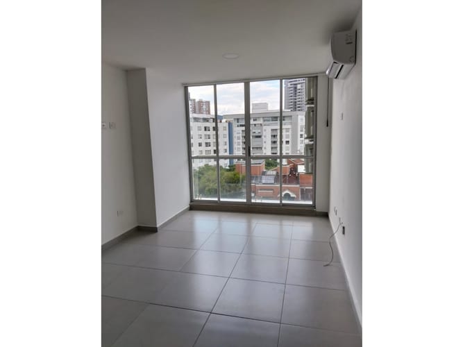 Apartamento de 2 alcobas en arriendo en Pinares, Pereira, 52 m² · foto 7 de 14