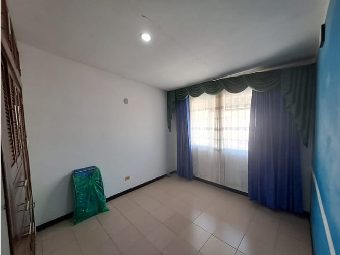 Casa de 3 alcobas en venta en Paraiso, Villavicencio, 130 m² · foto 5 de 10