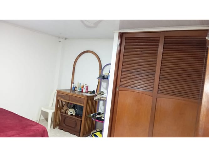 Casa de 4 alcobas en venta en Mt Cantarrana, Villavicencio, 213 m² · foto 10 de 15